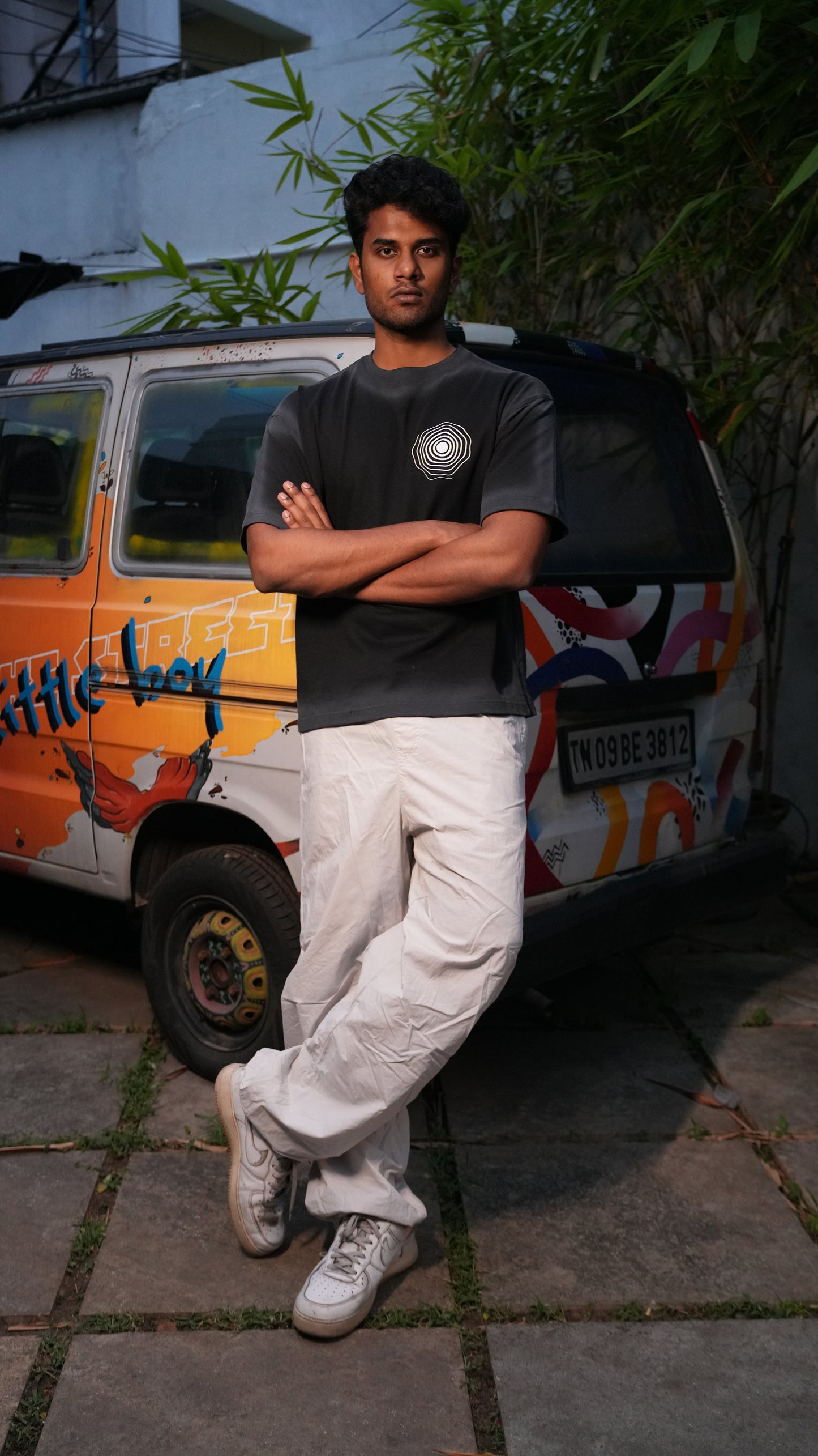 SHINE FROM WITHIN - OVERSIZED T-SHIRT(M)