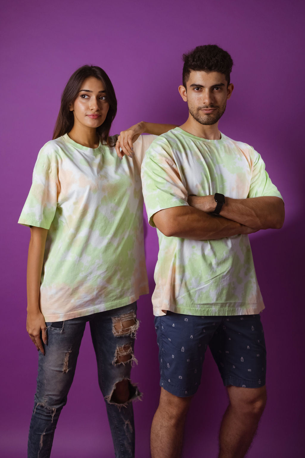 VIBING & THRIVING-COUPLE TEE