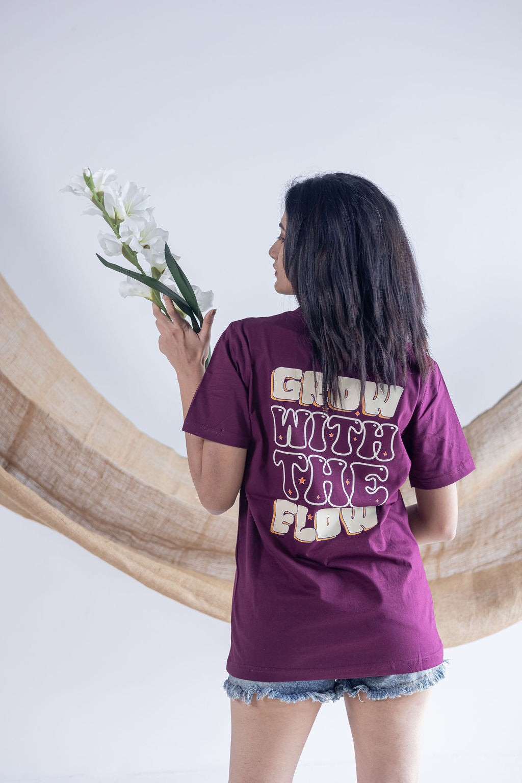 GROW WITH THE FLOW-COUPLE TEE