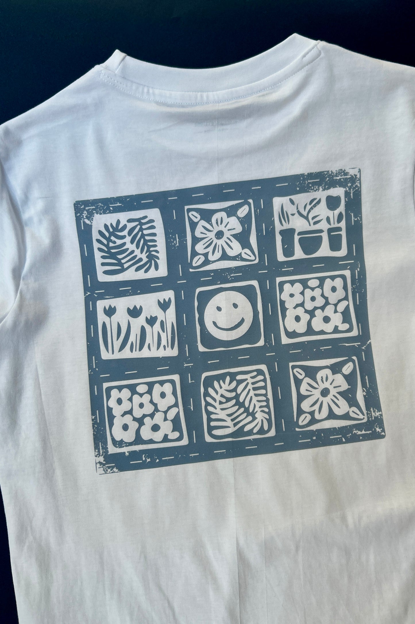 HAPPY MIND HAPPY LIFE- WHITE(W)