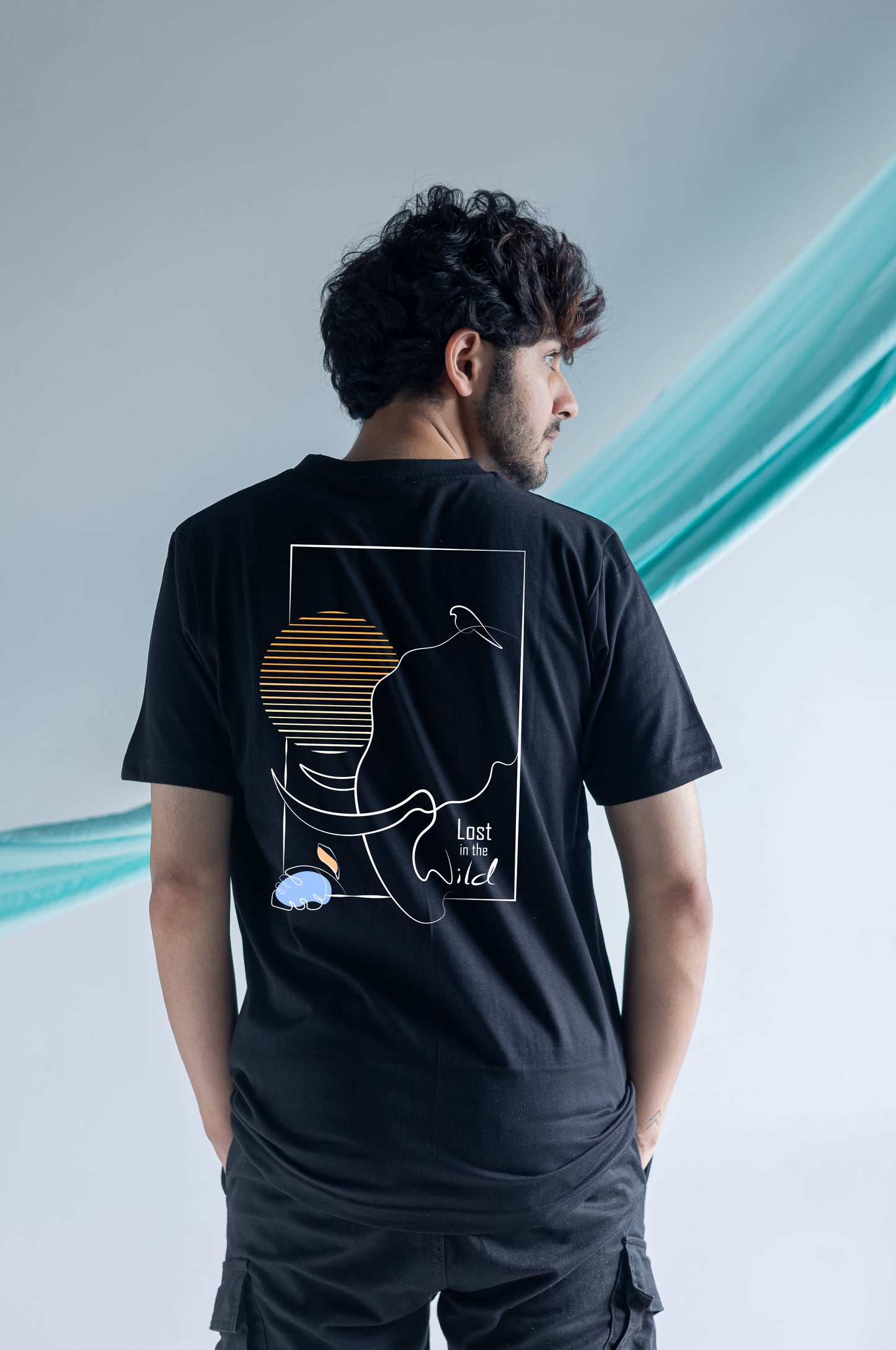 LOST IN THE WILD-BLACK-COUPLE TEE