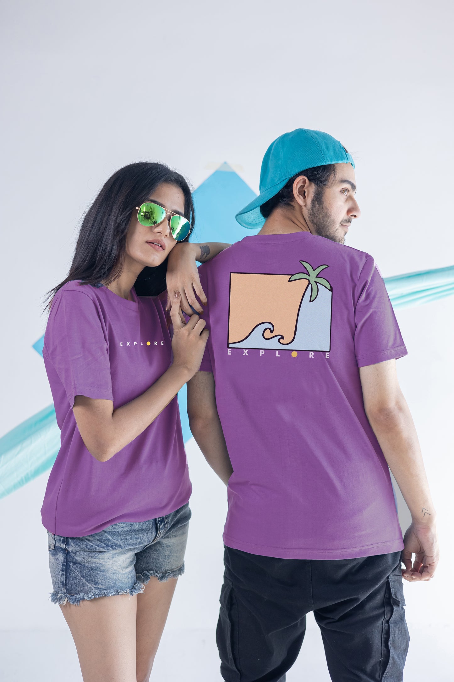 EXPLORE-COUPLE TEE