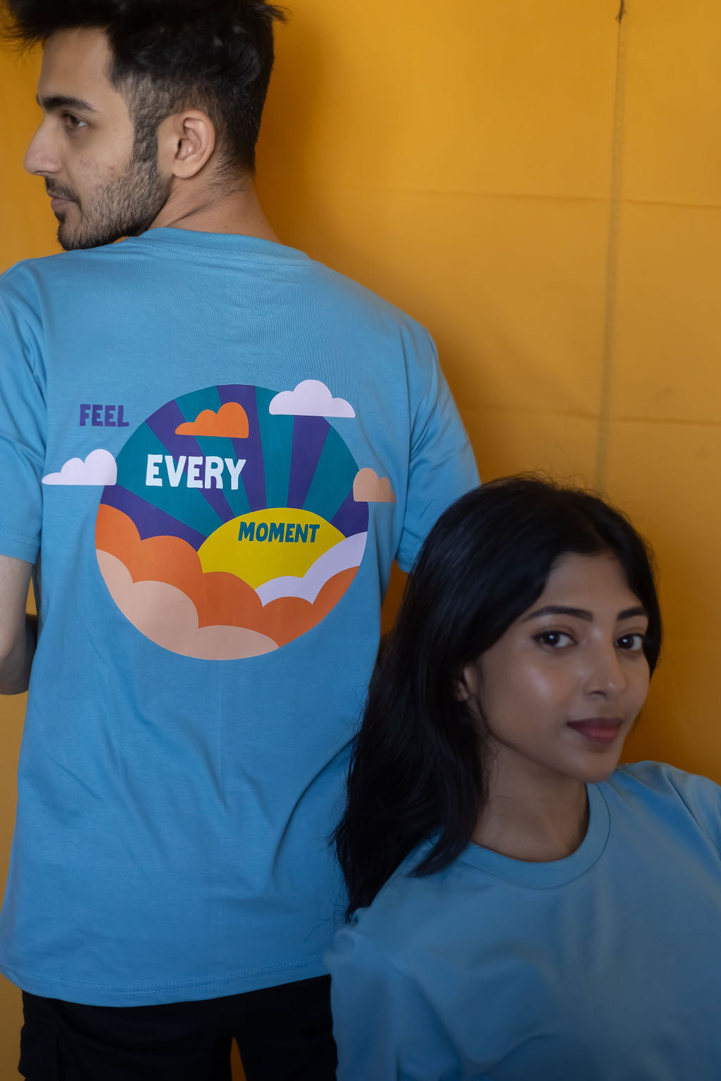 FEEL EVERY MOMENT-COUPLE TEE