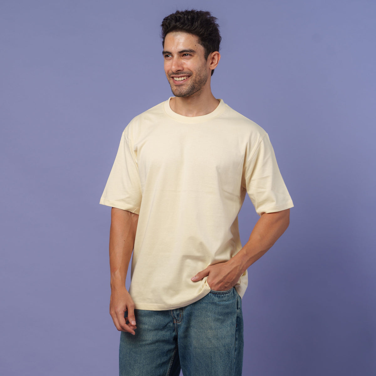 Moonlight Cream relaxed fit Men model