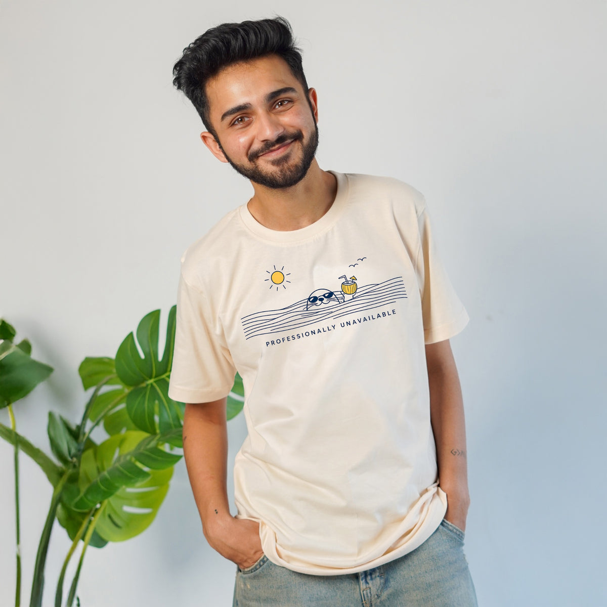Professionally Unavailable printed tee men
